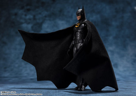 The Flash S.H. Figuarts Action Figure Batman 15 cm